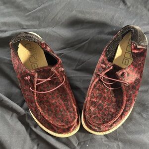 Hey Dude Men's Burgundy Leopard Velvet Slip-On Loafers